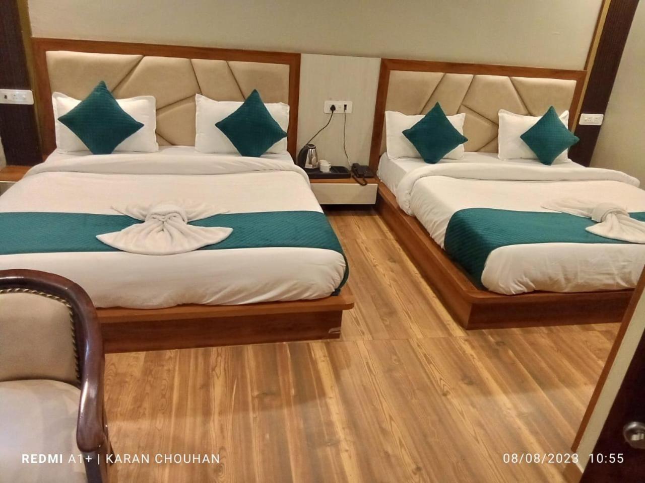 Hotel Hostel Vimal Ganga Rishīkesh Zewnętrze zdjęcie