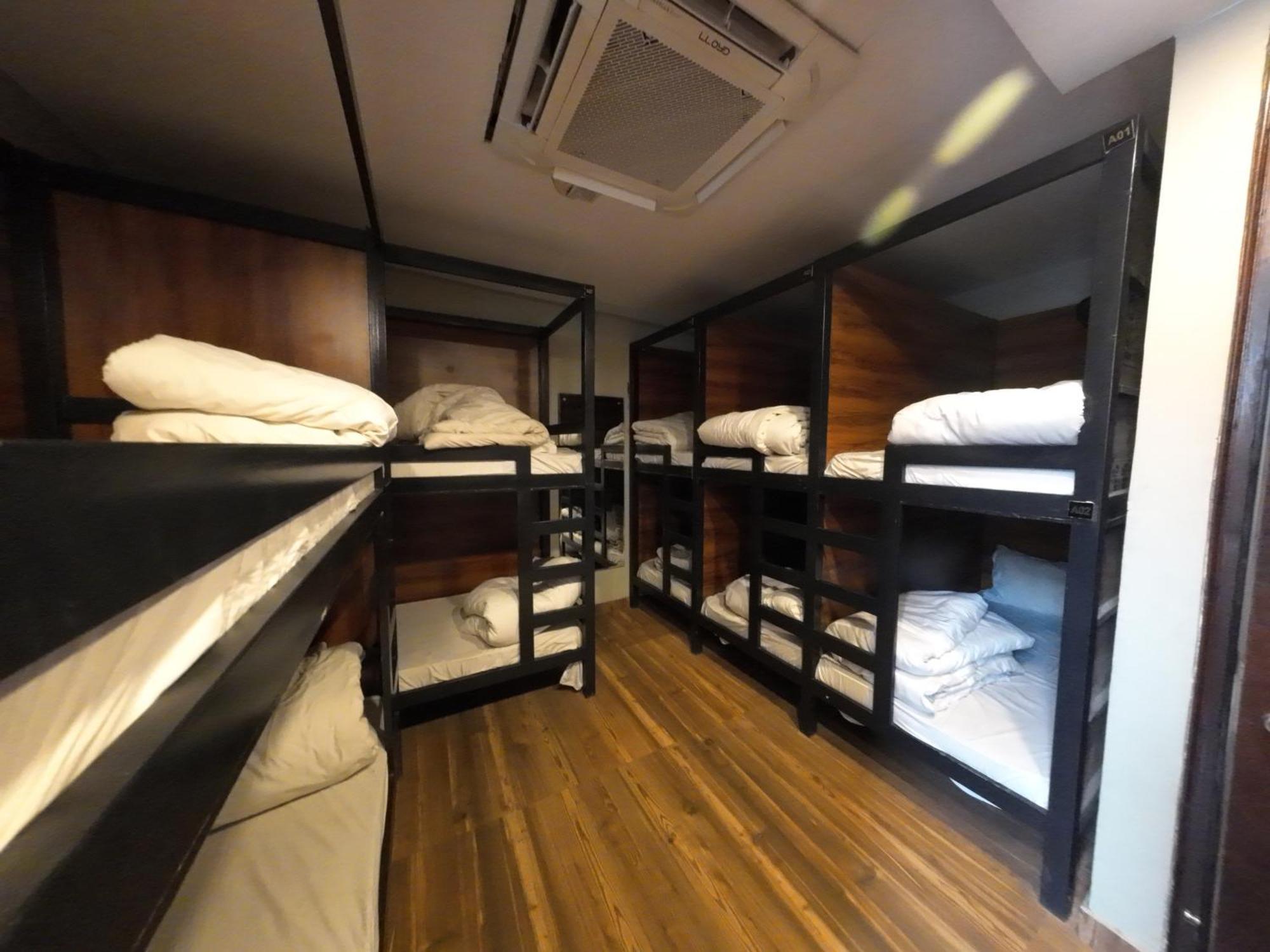 Hotel Hostel Vimal Ganga Rishīkesh Zewnętrze zdjęcie
