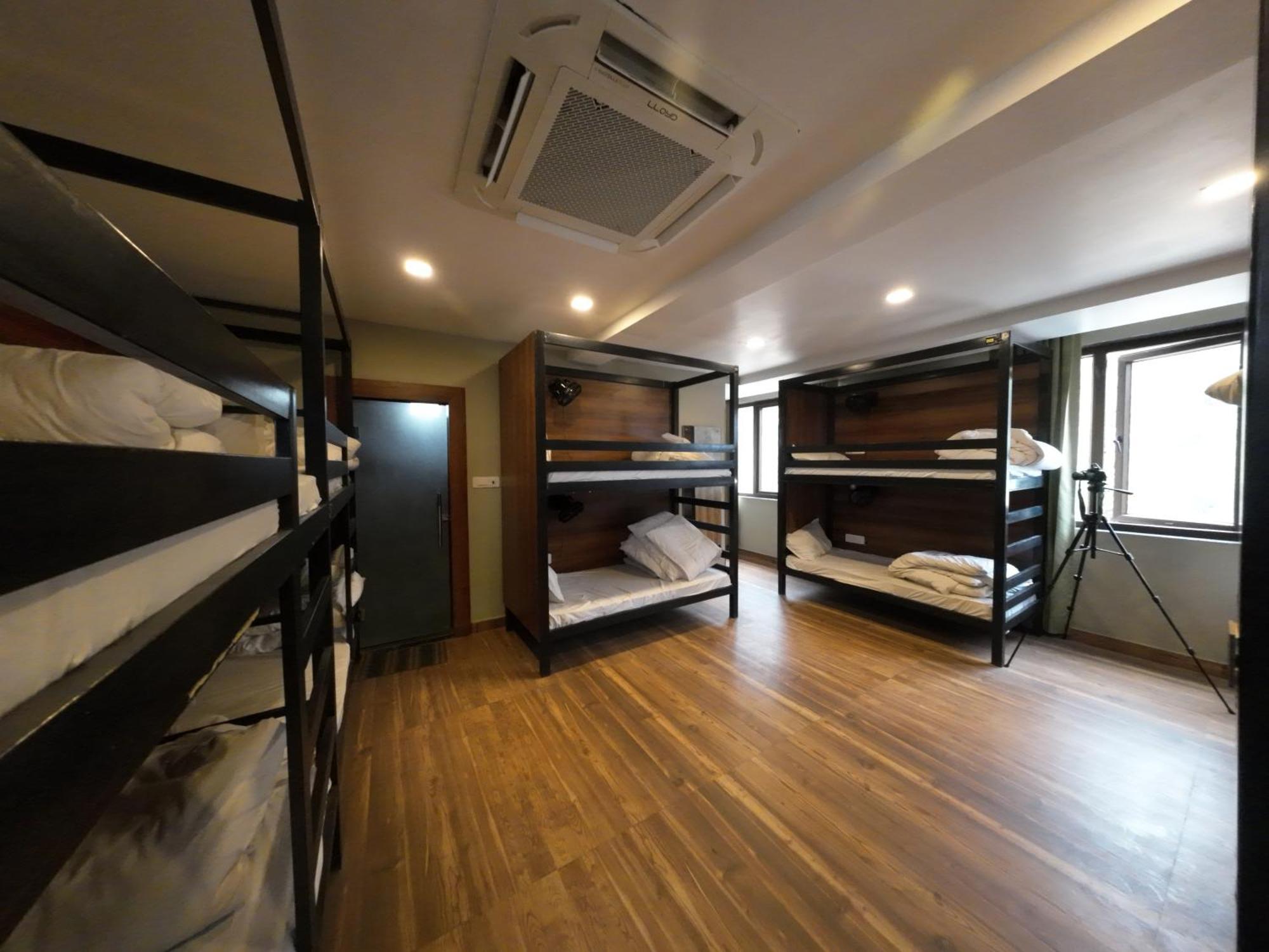 Hotel Hostel Vimal Ganga Rishīkesh Zewnętrze zdjęcie