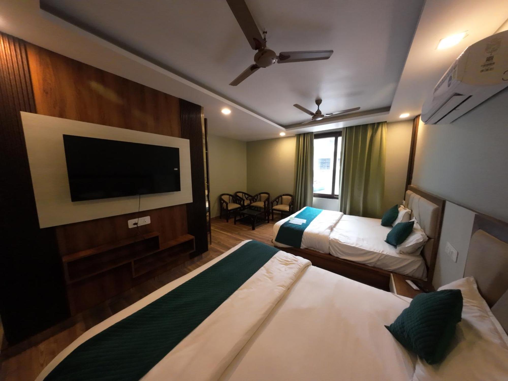 Hotel Hostel Vimal Ganga Rishīkesh Zewnętrze zdjęcie